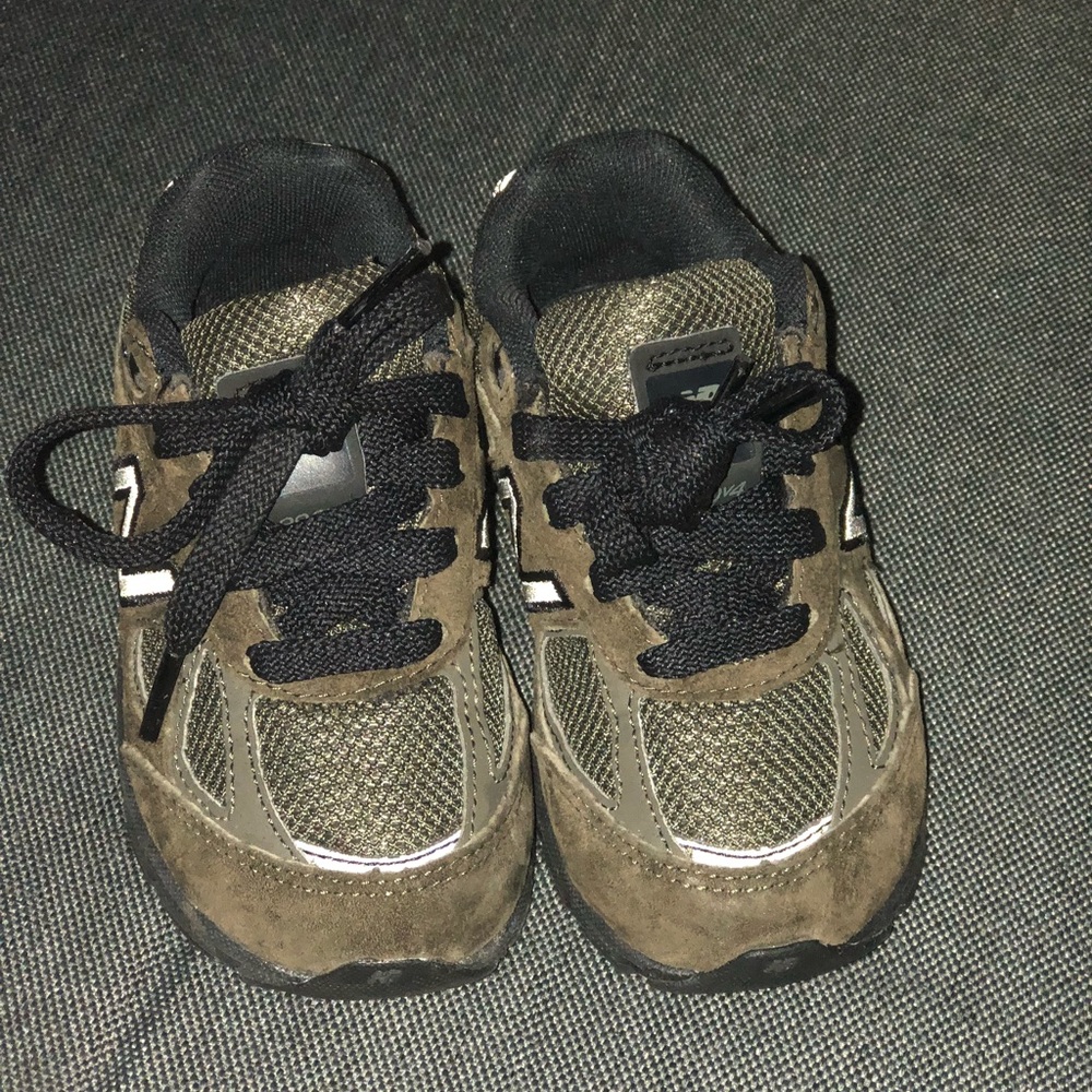 NEW BALANCE TODDLER SNEAKERS